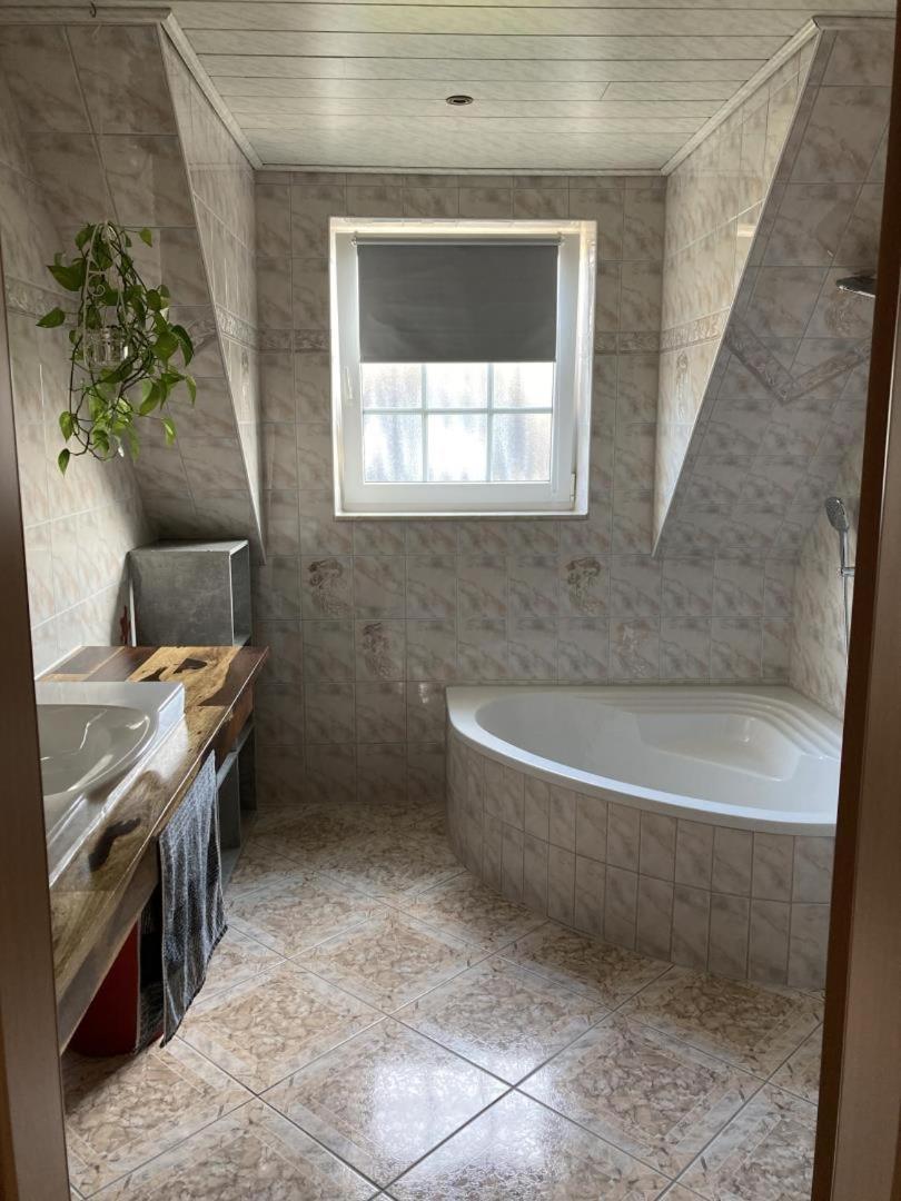 Neu Ferienwohnung Hofmann Гузум Екстер'єр фото