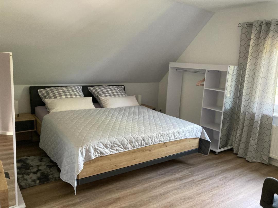 Neu Ferienwohnung Hofmann Гузум Екстер'єр фото